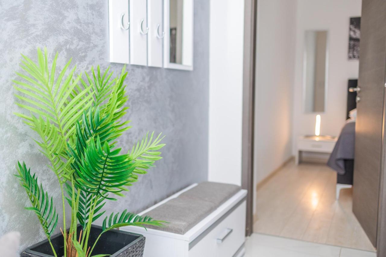 Apartment Ema ザダル エクステリア 写真
