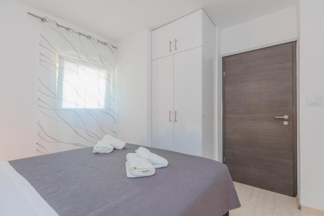 Apartment Ema ザダル エクステリア 写真