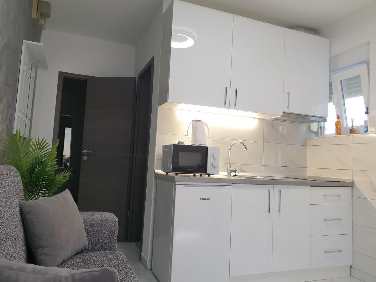 Apartment Ema ザダル エクステリア 写真